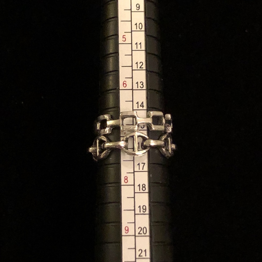 Two Silver Chain Link Stackable Rings - Picture 6 of 7